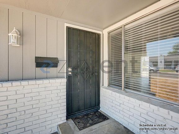 3rd image of 3847 Maywood Dr N