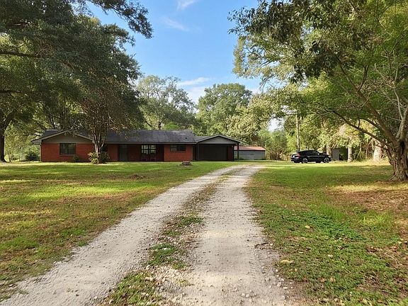 3rd image of 5500 Fm 1374 Rd