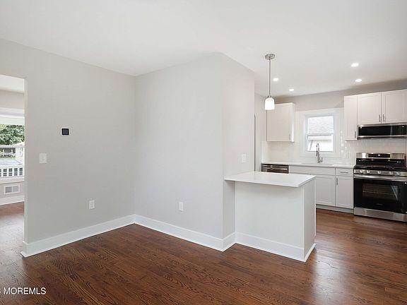 5th image of 43 E Westside Avenue