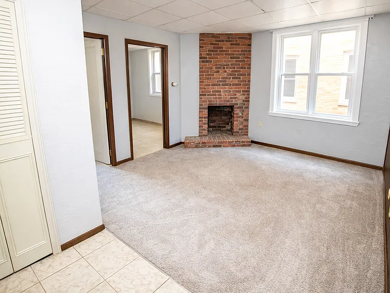 330 Melwood Ave — Photo 1