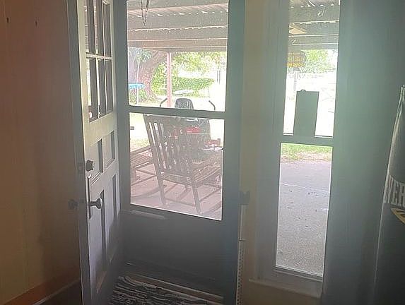 3rd image of 107 Riverside Dr