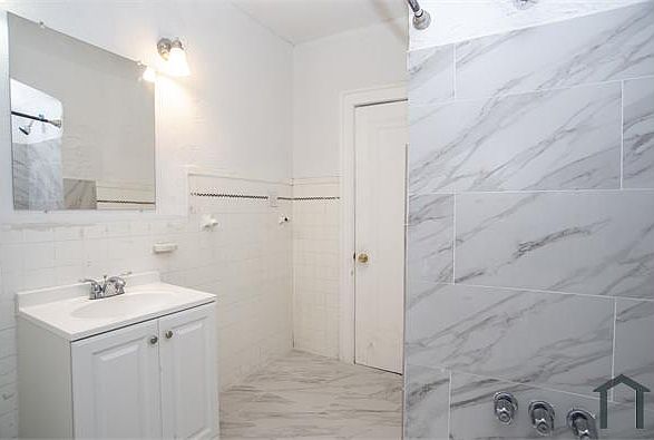 1st image of 15917 Woodingham Dr #2