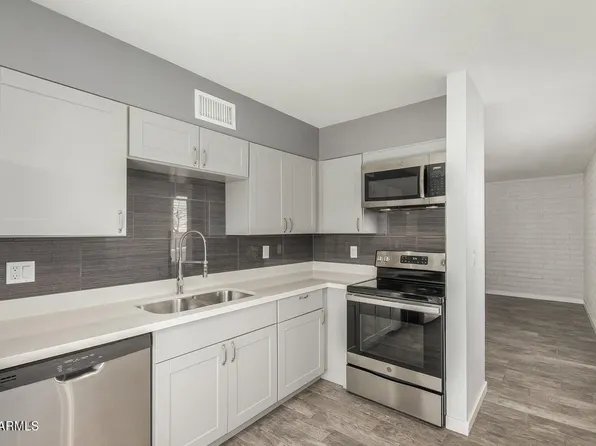1118 S McClintock Dr #1, Tempe, AZ 85281