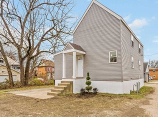 1097 E Sycamore St, Columbus, OH 43206