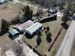 2124 Old Well Rd, Morrison, TN 37357