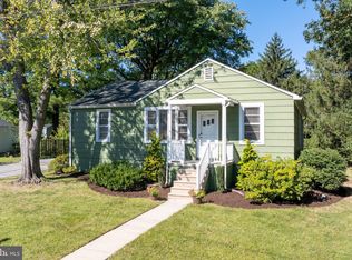 906 Arran Rd, Idlewylde, MD 21239