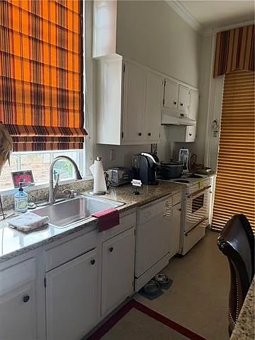 4621 Prytania St #1B — Photo 4