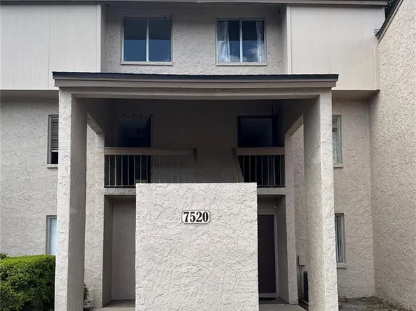 7520 Needle Leaf Pl #40, Tampa, FL 33617