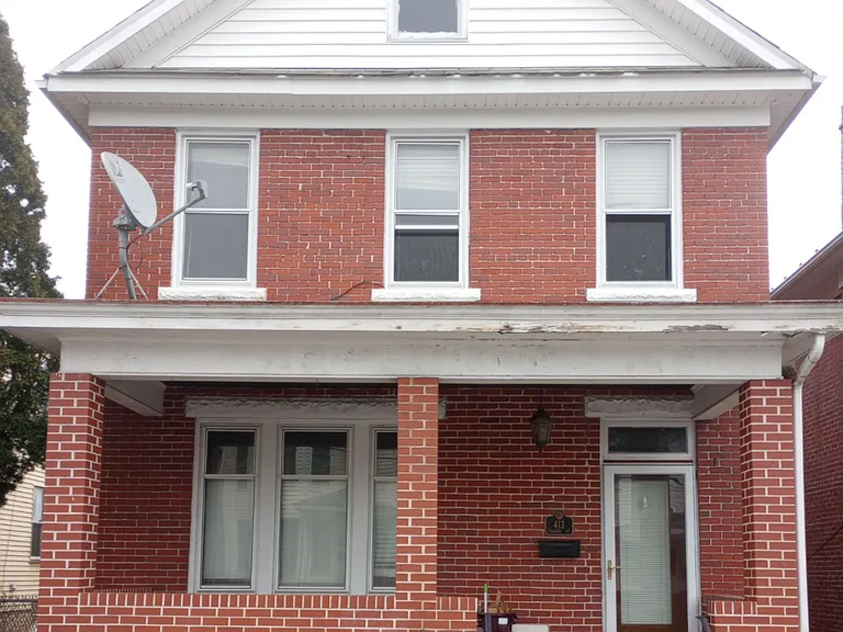413 Pulaski St — Photo 1