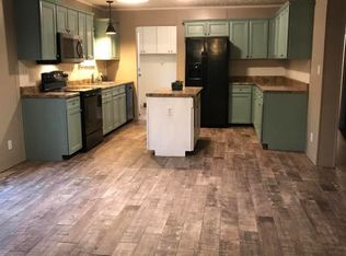 364 Kings Lake Blvd, Defuniak Springs, FL 32433