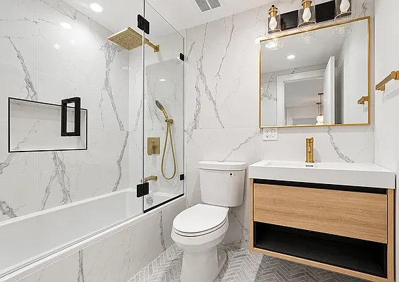 Bathroom, photo 2