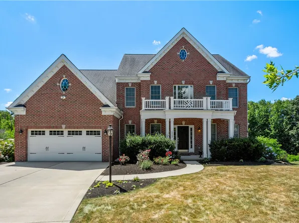 1709 S Hawthorn Ct, Pittsburgh, PA 15237