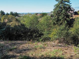 176 Center Ave, Arcata, CA 95521