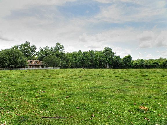 2nd image of 4486 Watts Plantation Dr