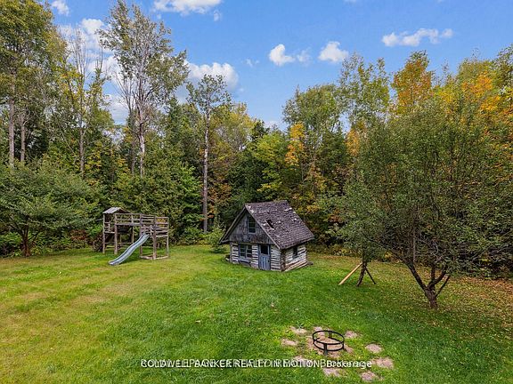 4th image of 504 Birch Point Rd