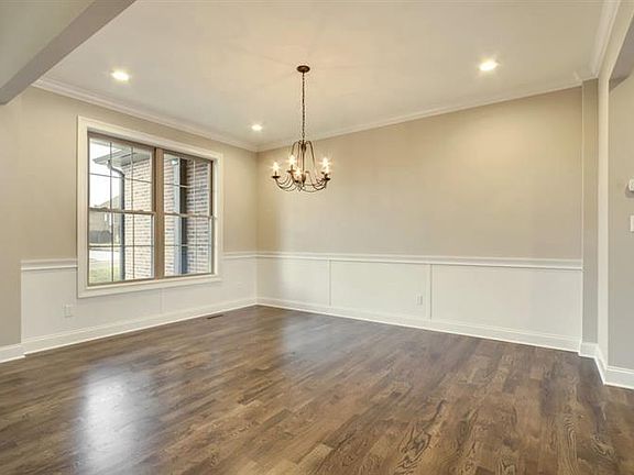 3rd image of 1151 Potterstone Dr