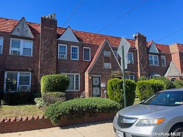 1st image of 116-40 224th Street