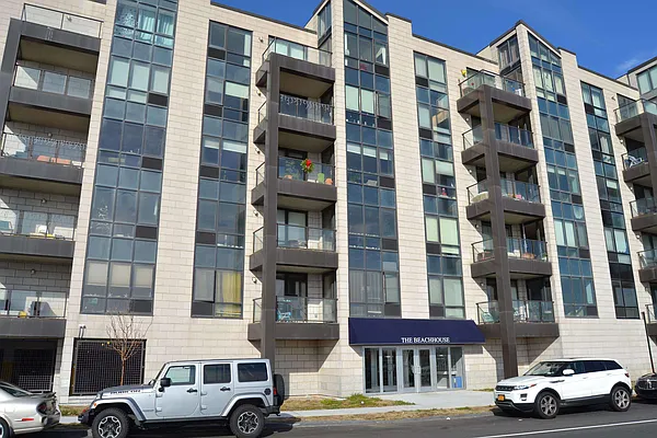 Sold by Fillmore | media 7