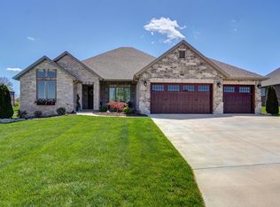 7010 Calabash St, Nixa, MO 65714