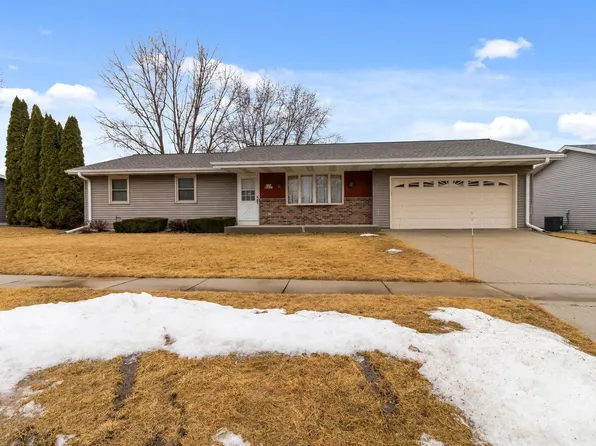 W193N16060 Stonehedge DRIVE, Jackson, WI 53037