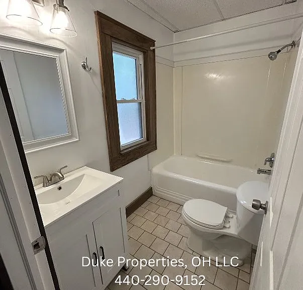 14821 Clifton Blvd #2 — Photo 10
