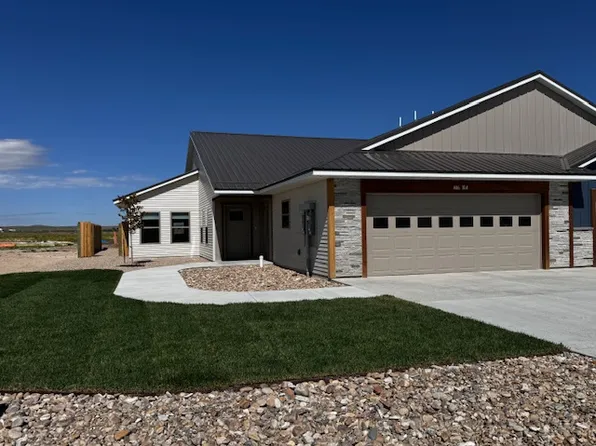 406 Walnut Ct E Unit 10A, Saratoga, WY 82331