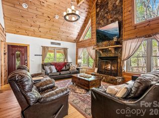 100 Split Rail Dr, Maggie Valley, NC 28751
