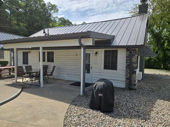 11552 Breyman Hwy, Tipton, MI 49287