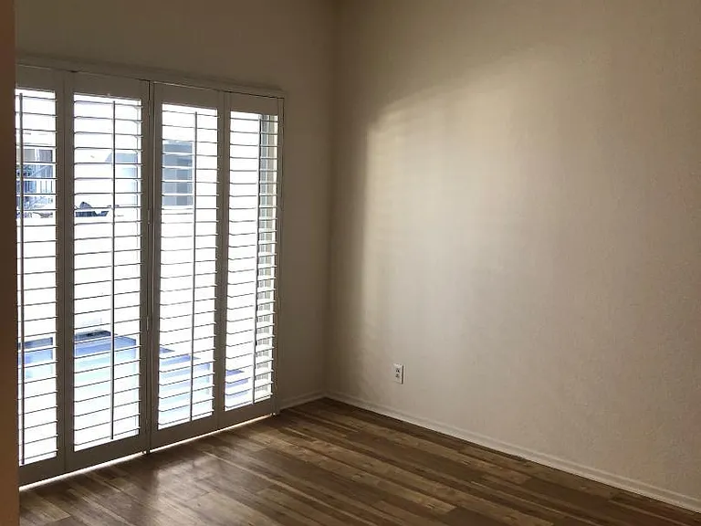 Living room to deck