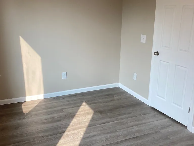 1150 S Plymouth Ave #1-2 — Photo 19