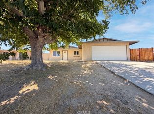 15929 La Verida Dr, Victorville, CA 92395