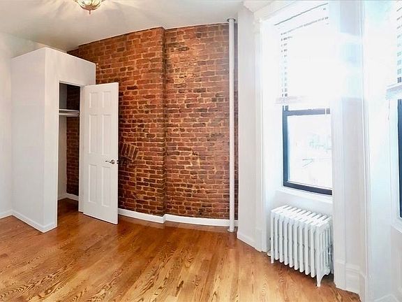 3rd image of 810 Prospect Pl #B11