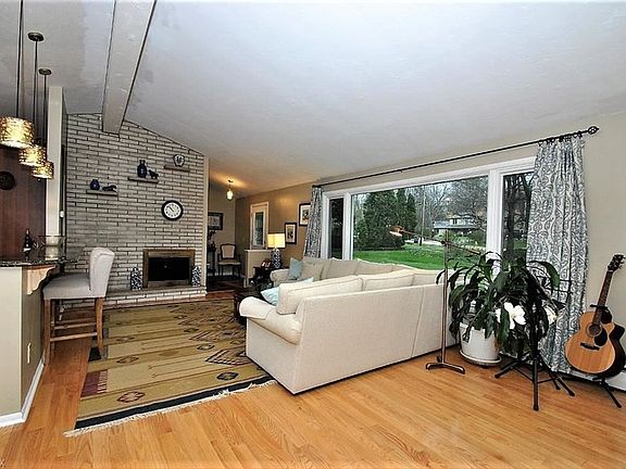 4th image of 34430 Sherbrook Park Dr