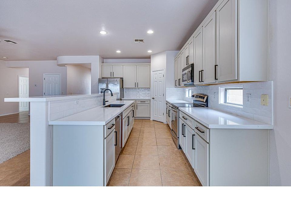 1st image of 15695 W MONTEROSA Street