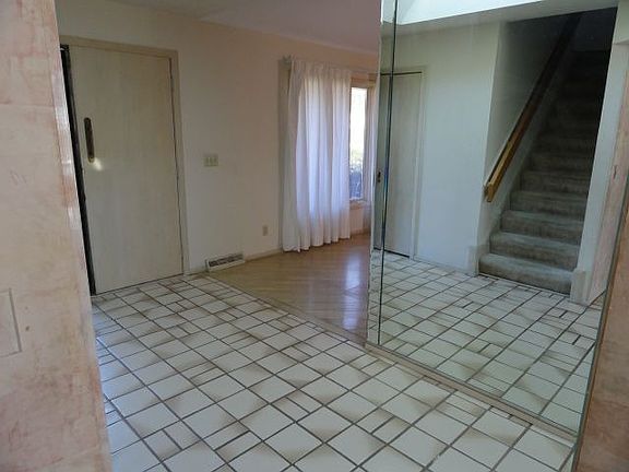 3rd image of 510 Catlin Dr
