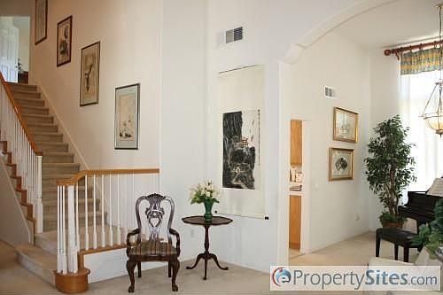 2nd image of 1974 Cabrillo Mesa Ct