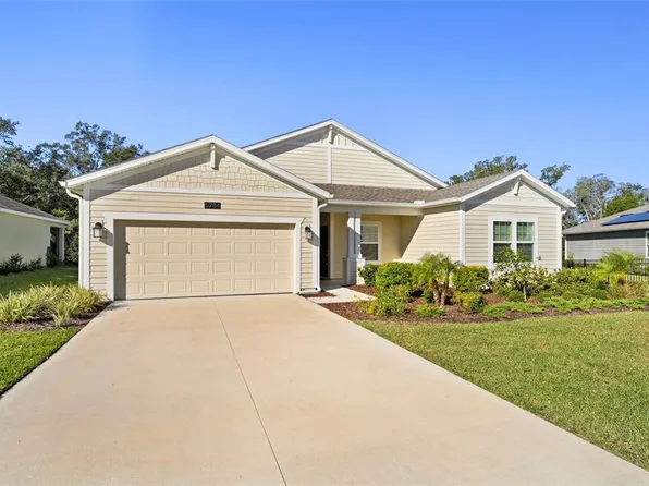 5284 Red Coral Cir, Mount Dora, FL 32757