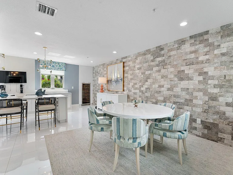 57 Isle Of Venice Dr #57 — Photo 26