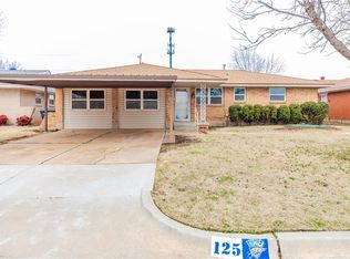 125 SW 6th St, Moore, OK 73160