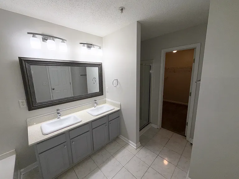 246 Azalea Cir — Photo 15