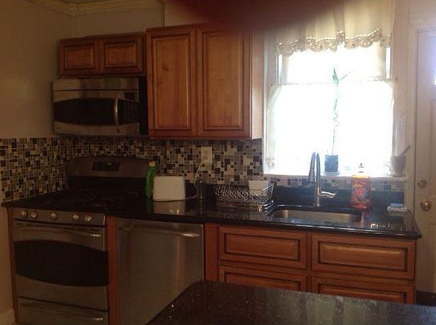 1st image of 1410 E 55 St