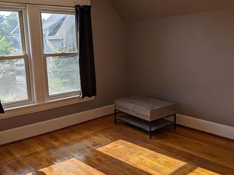 31 Gertrude St #2 — Photo 20