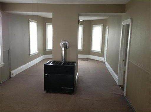 2nd image of 122 Nash Rd #1