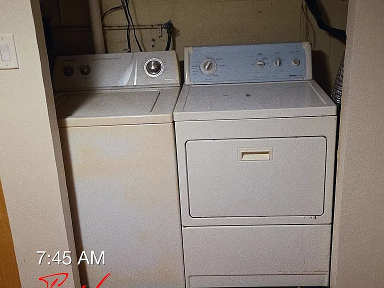 938 N Franklintown Rd — Photo 39