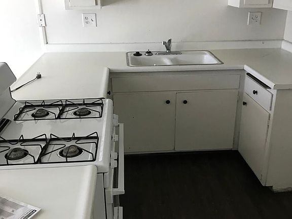 2nd image of 24379 Postal Ave APT 5