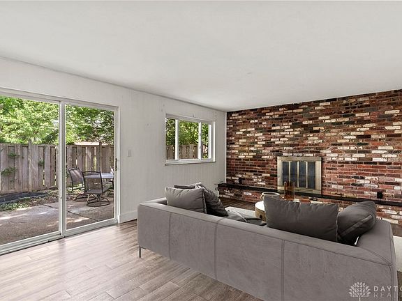 5th image of 2161 Cherry Oak Dr