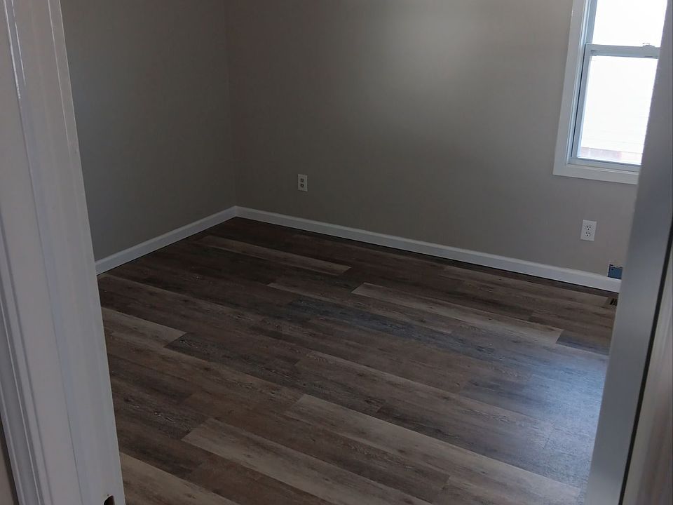 1st image of 14718 College Ave