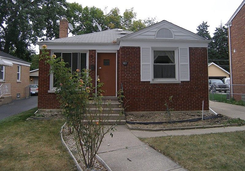 1st image of 421 Marshall Ave