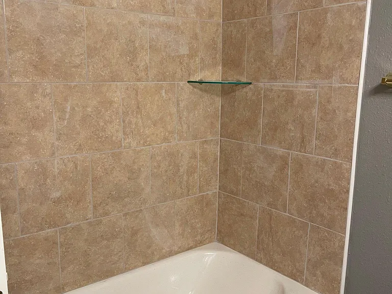 2305 Crystal Dr — Photo 24