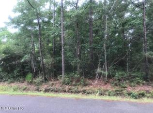 May St, Ocean Springs, MS 39564